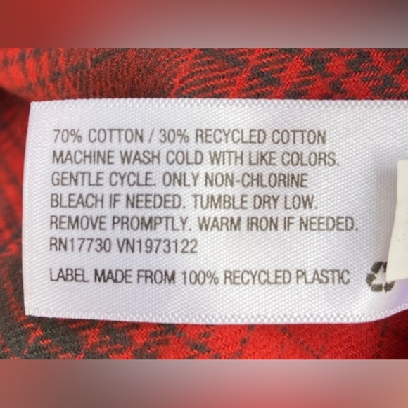 Universal Thread Flannel - Picture 3 of 3